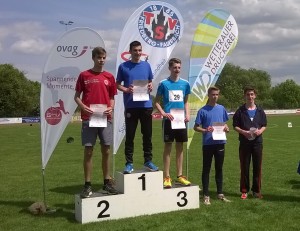 Marvin Uhlig, Justin Schnarr und Felix Kahl bei der Siegerehrung